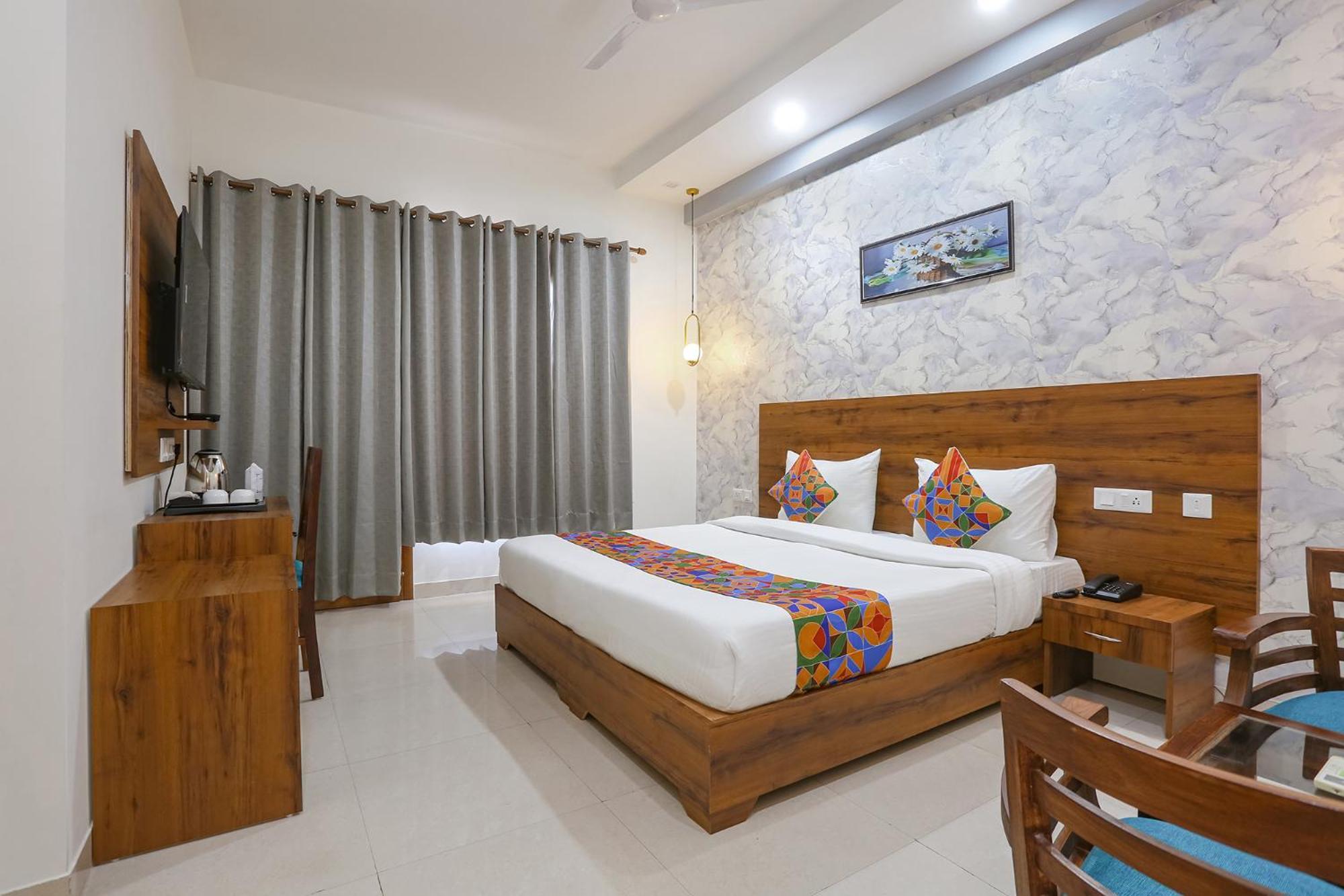 Fabhotel New Journey Hospitality غورغاون المظهر الخارجي الصورة