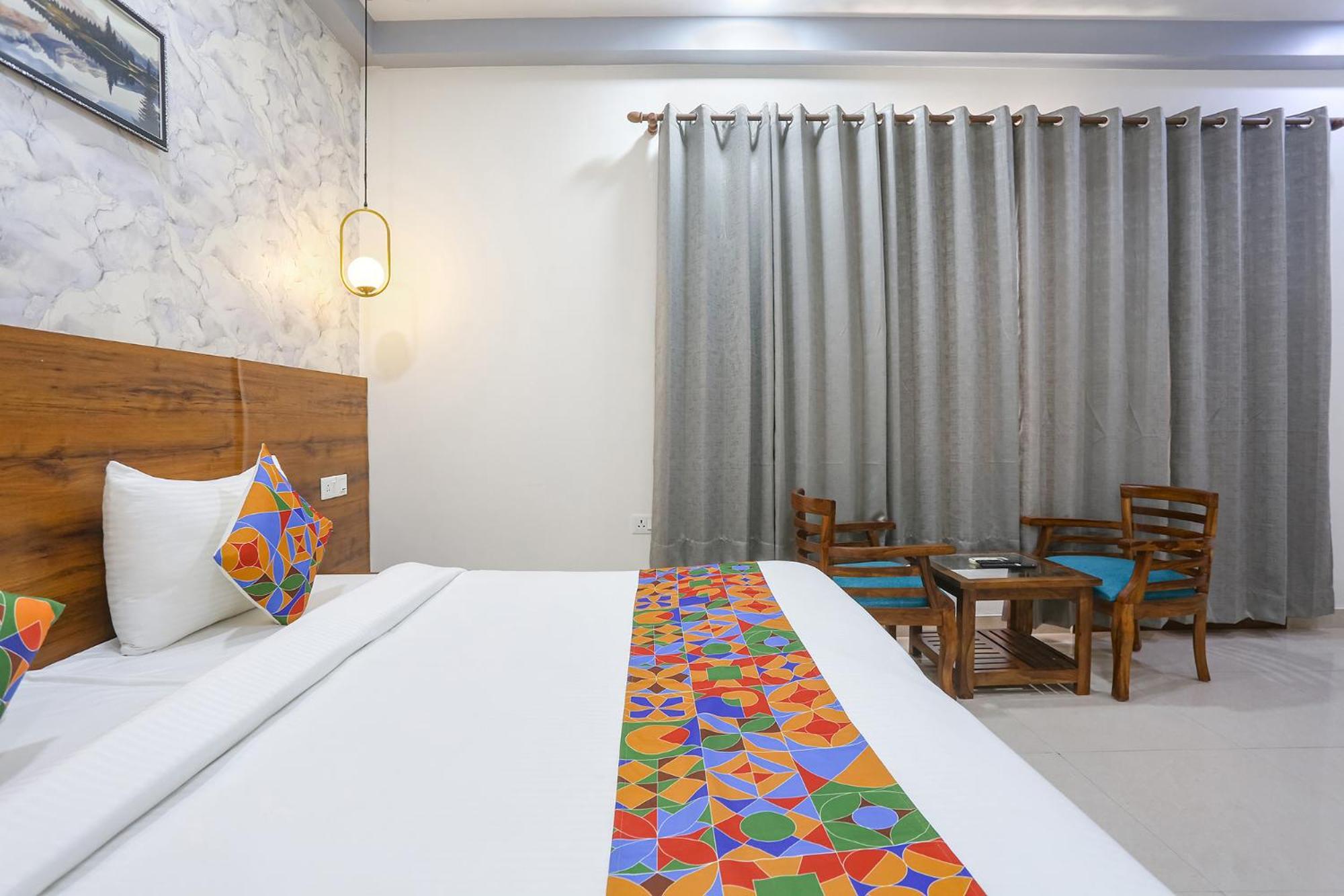 Fabhotel New Journey Hospitality غورغاون المظهر الخارجي الصورة